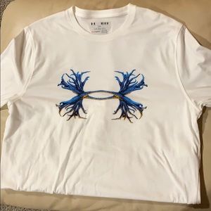 Men’s Under Armour long sleeve w/ Heat Gear